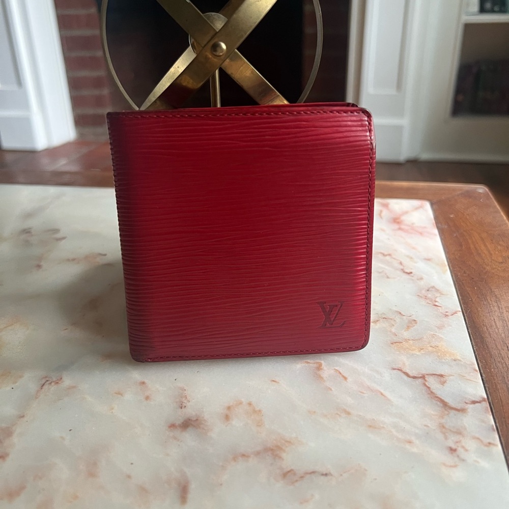 Louis Vuitton Red Leather Epi Macro Bifold Wallet MI0965